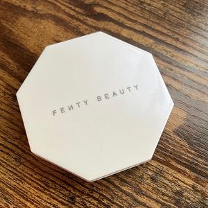 Trophy Wife highlighter